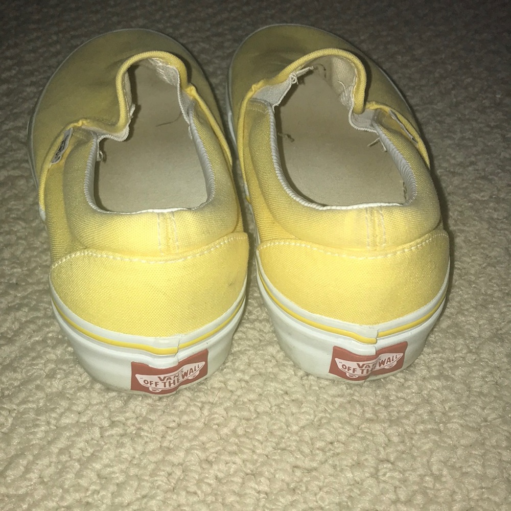 Yellow vans - Picture 2 of 2